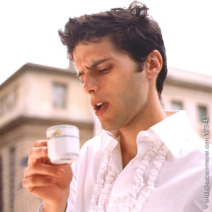 
Model : Marcio (Totem Model Agency)

Stylisme de plateau : Ga�lle Hiver

Make up : Caroline Brillat

Photo : Erick Seban-Meyer (Paris, avril 2002)

(cliquez sur l'image pour revenir)